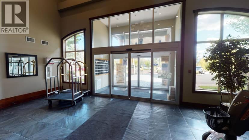 1500 MCDONALD Avenue Unit# 221, Fernie, photo 3