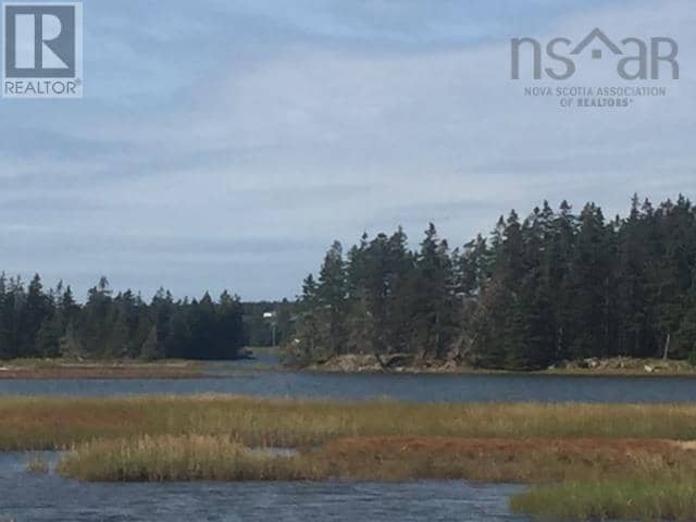 Grand Gully Island — photo 33 of 40