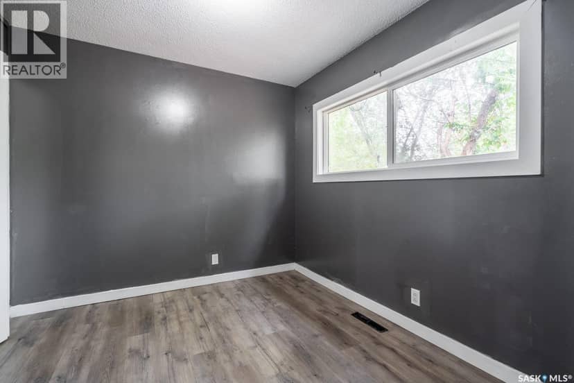 717 Montague STREET — photo 14 of 32