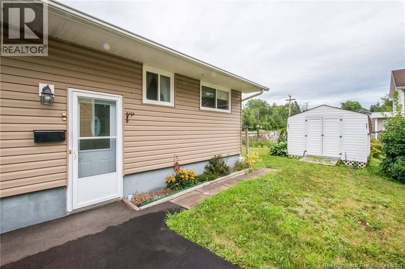 14 Wilmot Avenue — photo 3 of 29