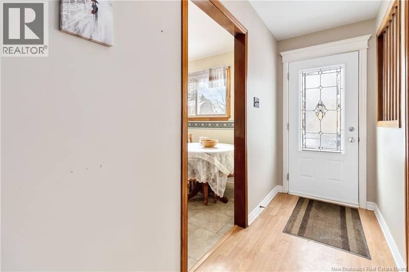 14 Wilmot Avenue — photo 4 of 29