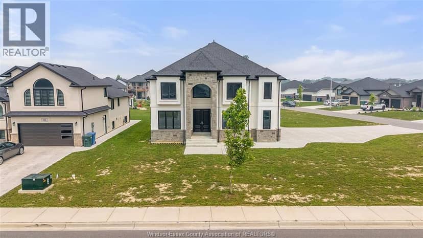 116 Kingsbridge Drive — photo 2 of 40