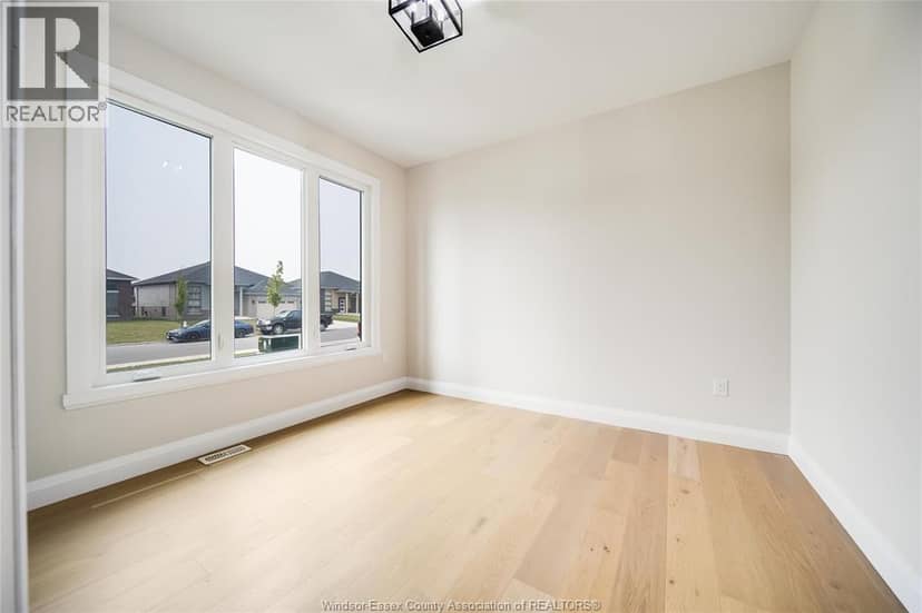 116 Kingsbridge Drive — photo 26 of 40