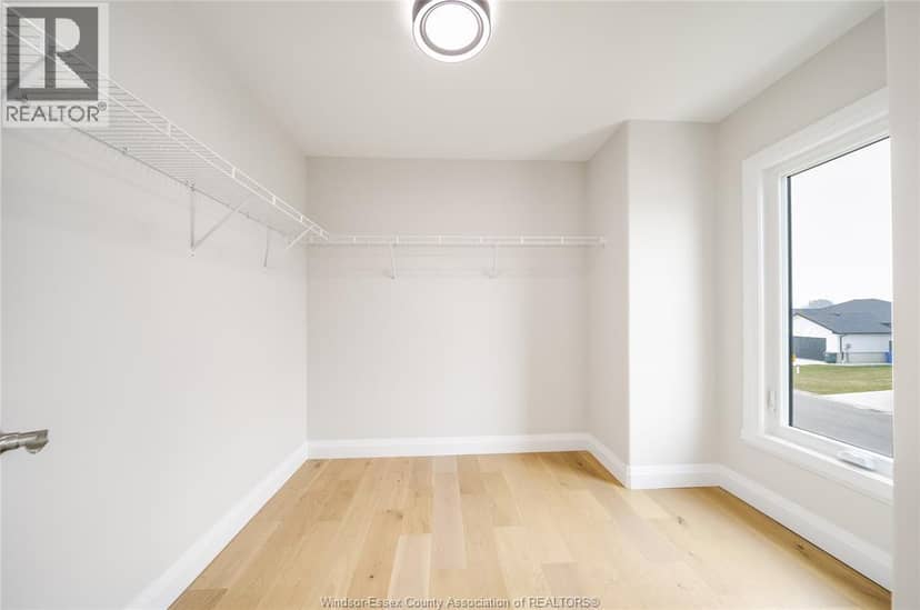 116 Kingsbridge Drive — photo 31 of 40