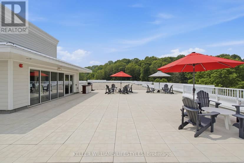 103 - 100 The Promenade — photo 24 of 39