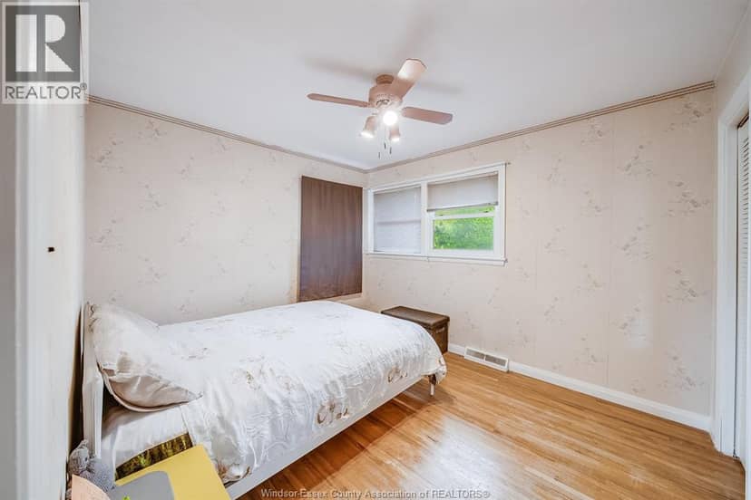 3063 Bruce Avenue — photo 20 of 40