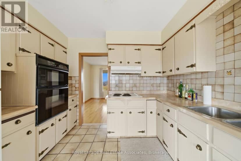 1137 Ridge Road — photo 15 of 40