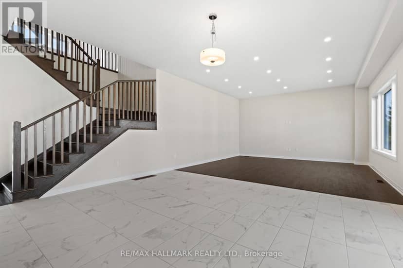 3769 Sunbank Crescent — photo 10 of 40