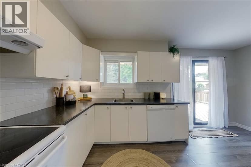 212 DOON Road — photo 15 of 40