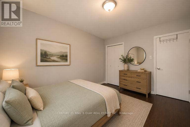 2 Robinson Street — photo 19 of 40
