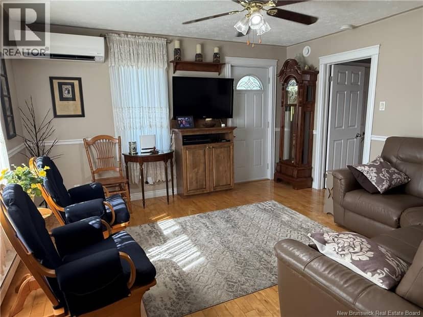 466 Main Street — photo 14 of 37