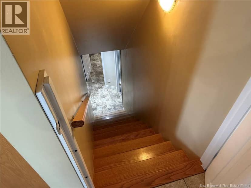 466 Main Street — photo 22 of 37