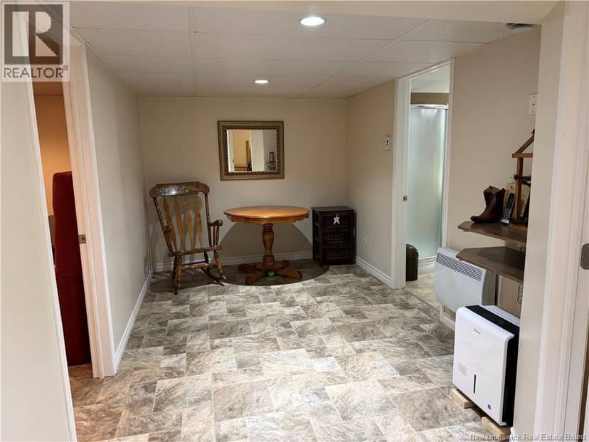 466 Main Street — photo 23 of 37