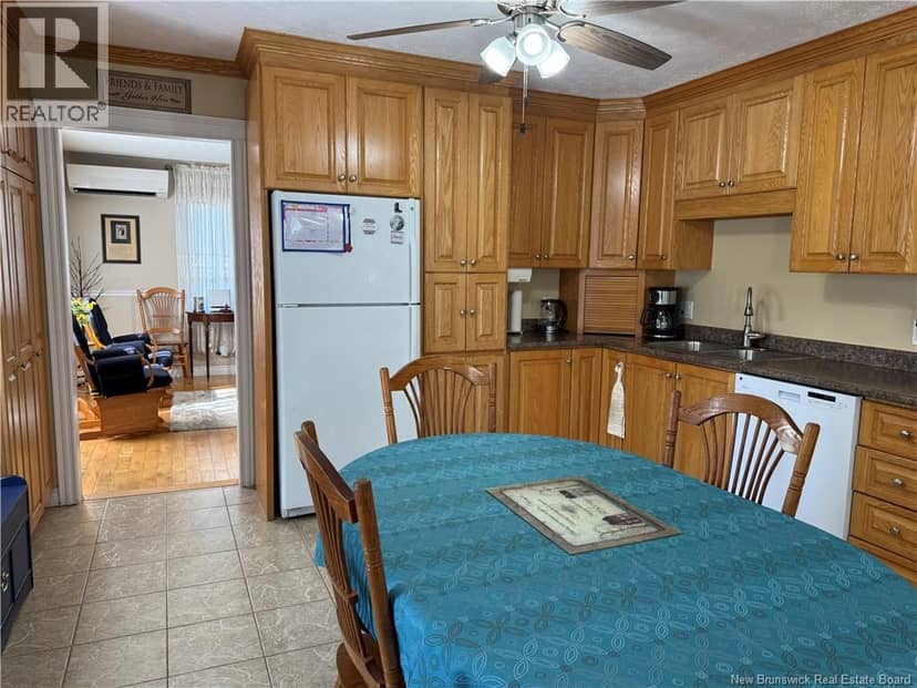 466 Main Street, Grand-Sault/Grand Falls, photo 8