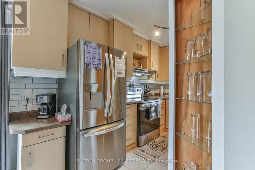 226 - 230 Clarke Road — photo 9 of 37