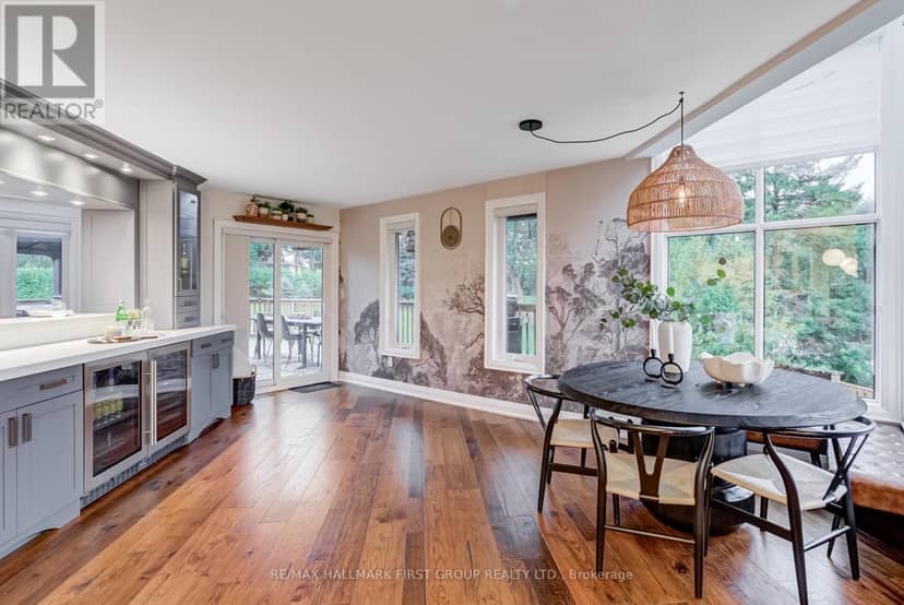 125 Percy Crescent — photo 12 of 39