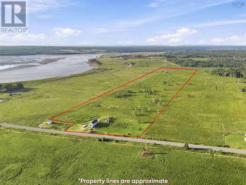 5465 Barronsfield Road, River Hebert, photo 2