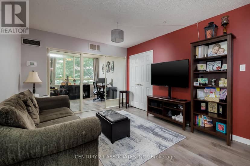 402 - 5 Lisa Street, Brampton, photo 8