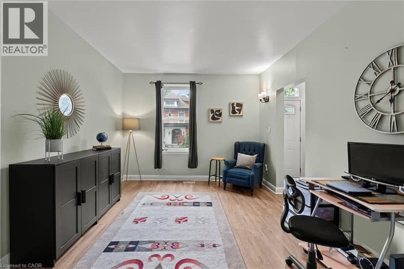 196 BOLD Street — photo 5 of 40