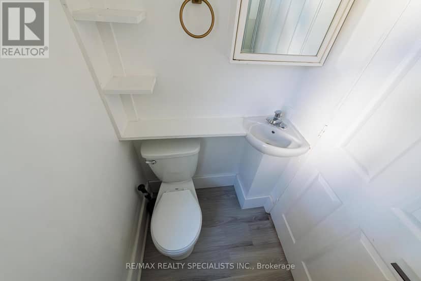 332 Elm Avenue — photo 16 of 34
