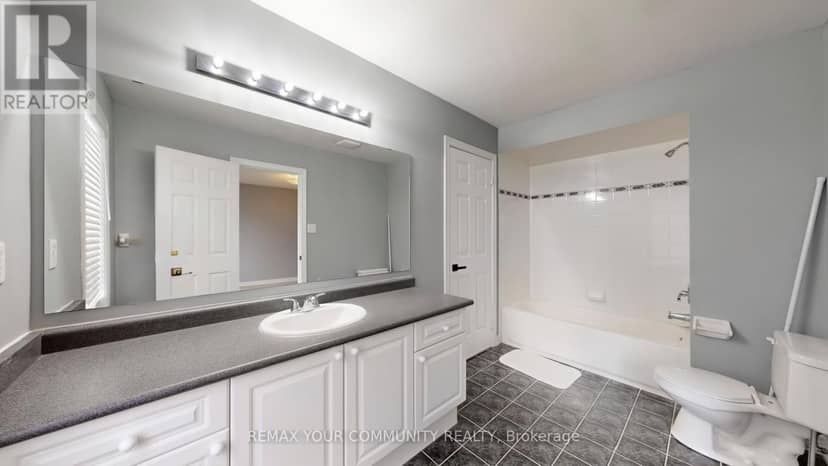 8 Westacott Avenue — photo 26 of 40