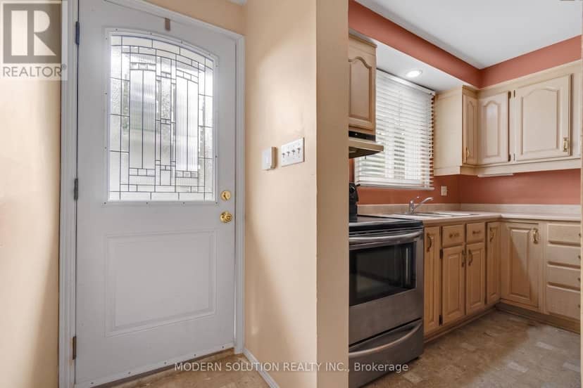 108 Fassett Court — photo 9 of 33