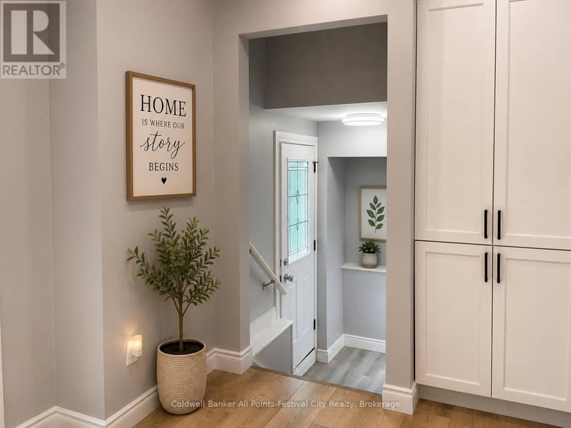 237 Wellington Street — photo 4 of 33