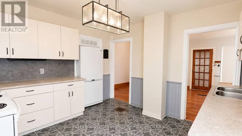 92 Elm Street — photo 10 of 19