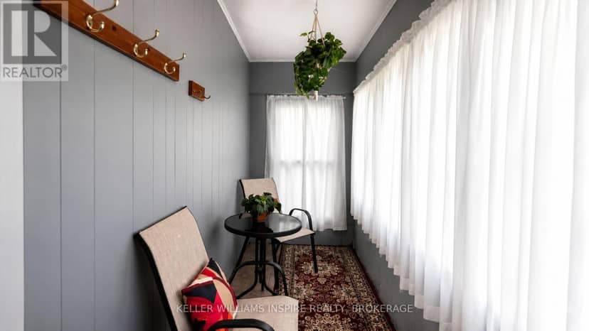 92 Elm Street — photo 3 of 19