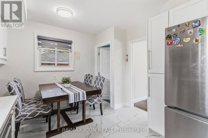 145 Gladstone Avenue — photo 12 of 30