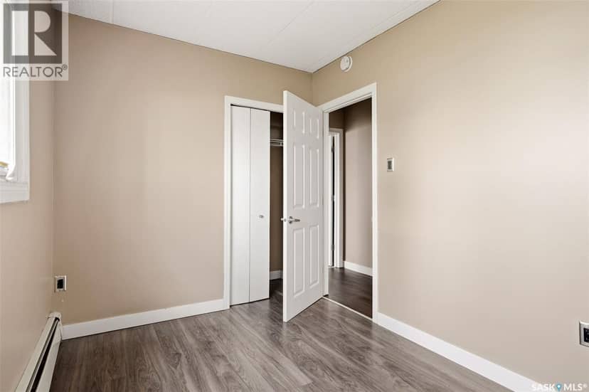 6 405 Lorne STREET N — photo 15 of 24