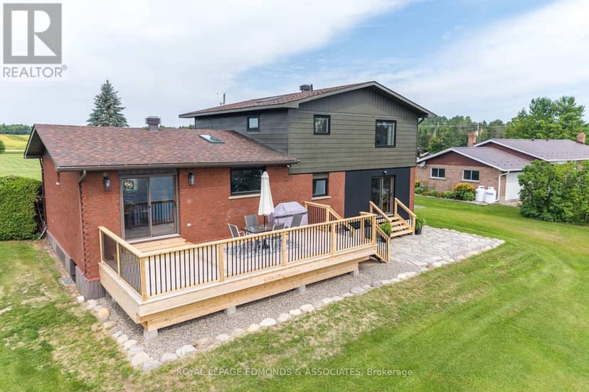 29 Lachance Trail, Whitewater Region, photo 5