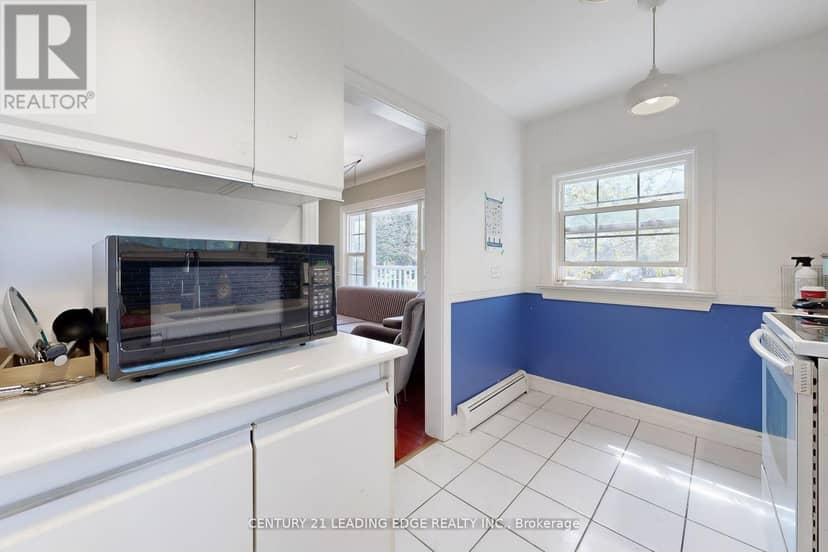 B - 21 Wexford Boulevard — photo 15 of 40