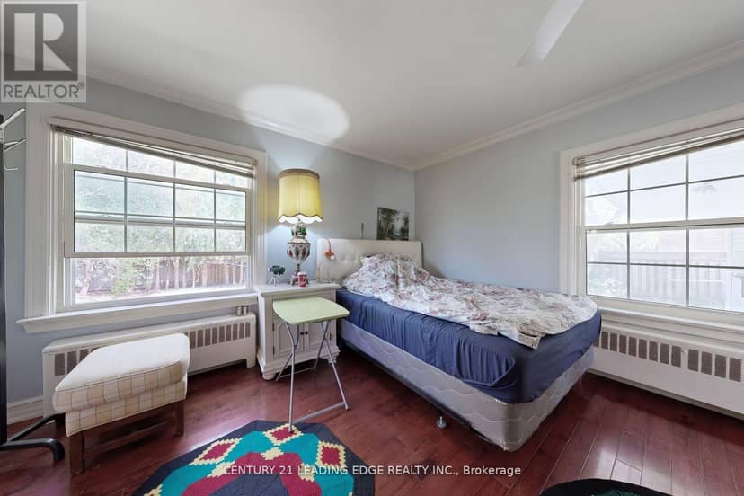B - 21 Wexford Boulevard — photo 18 of 40