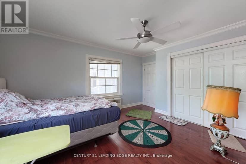 B - 21 Wexford Boulevard — photo 19 of 40
