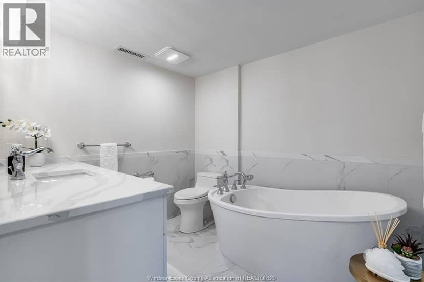 109 Robson ROAD Unit# 501 — photo 24 of 40