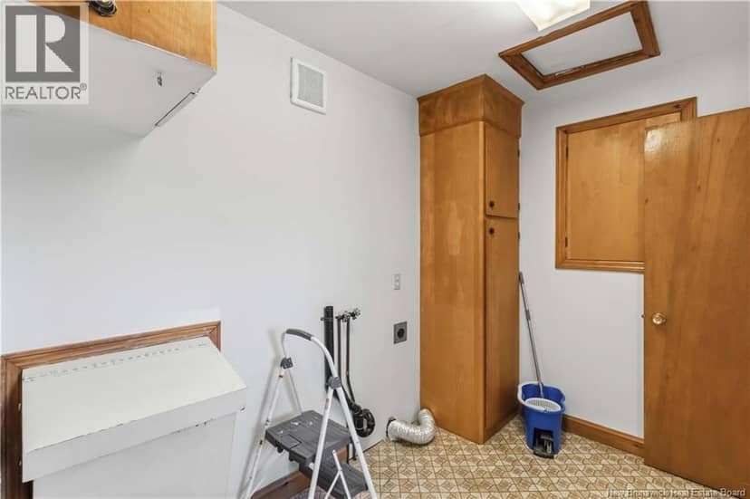 35 Stacey Road — photo 21 of 40