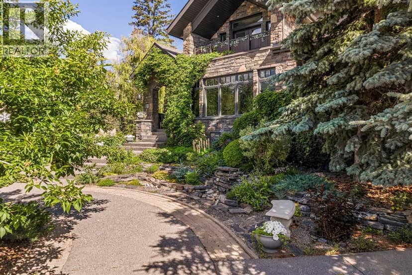 930 9 Street S, Canmore, photo 2