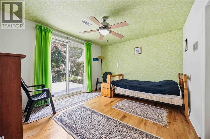 8 Crestwood Place — photo 25 of 40