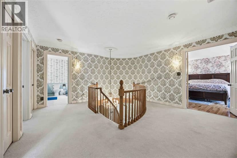 8 Crestwood Place — photo 26 of 40