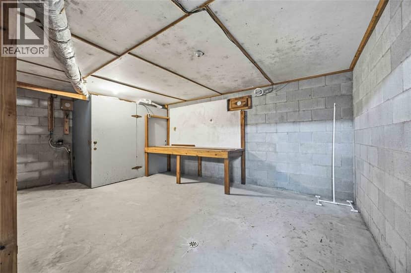 8 Crestwood Place — photo 34 of 40