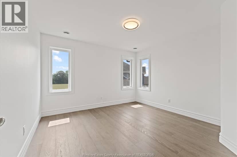 4506 Ursula — photo 28 of 40