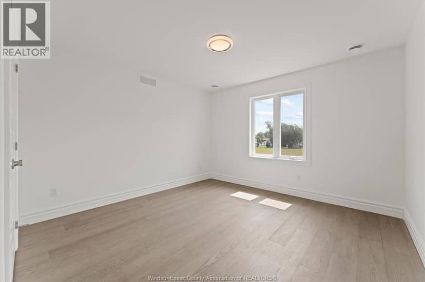 4506 Ursula — photo 29 of 40