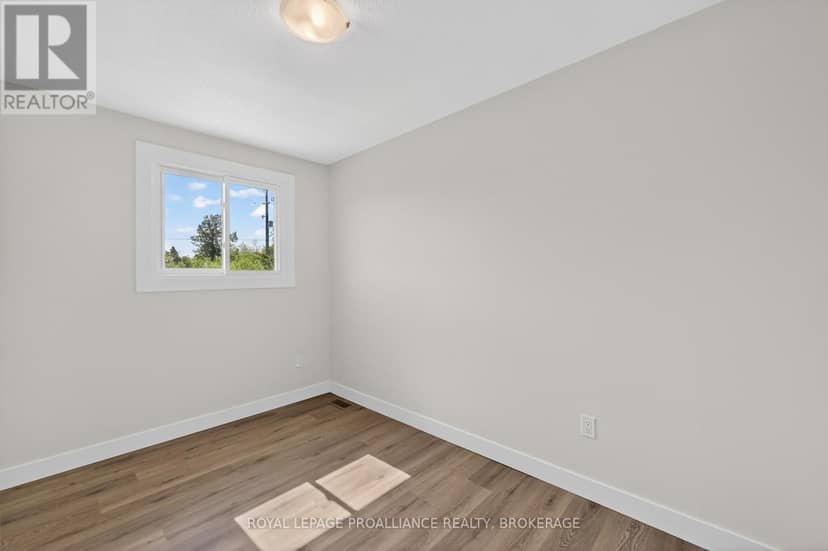 1088 Pinewood Place — photo 18 of 38