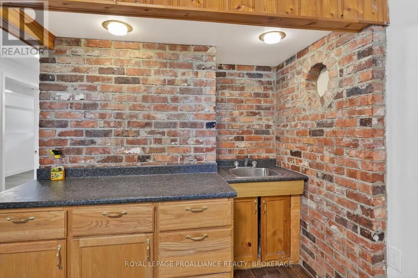 1088 Pinewood Place — photo 23 of 38