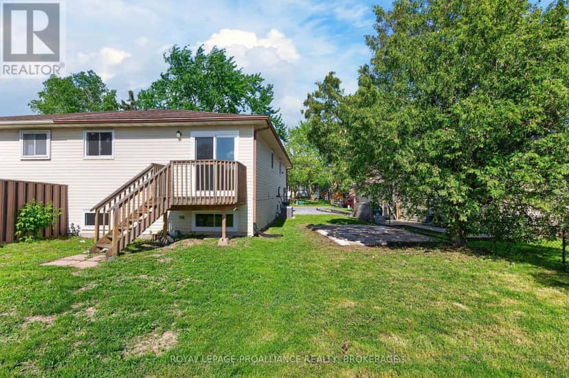 1088 Pinewood Place — photo 35 of 38
