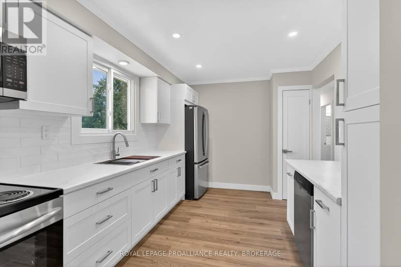 1088 Pinewood Place — photo 7 of 38