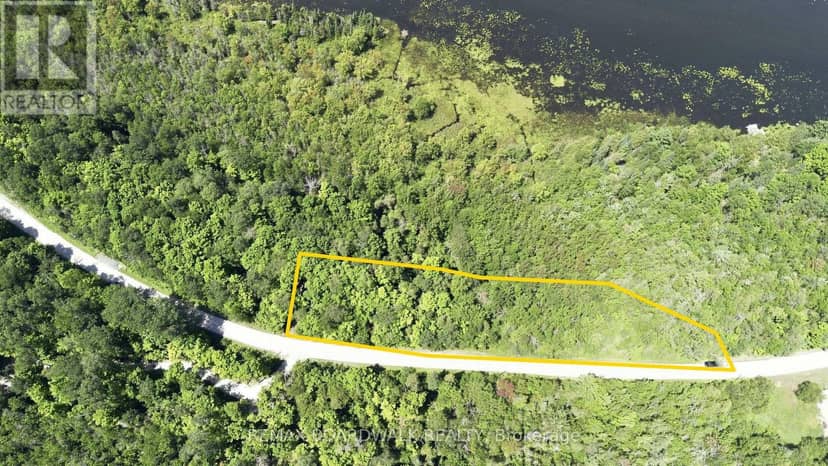 1116 Ennis Road, Tay Valley, photo 4