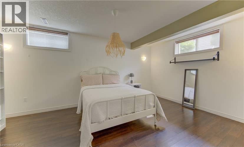 725 ZURICH Drive — photo 40 of 40