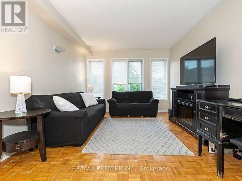 32 Stonebriar Drive — photo 6 of 35